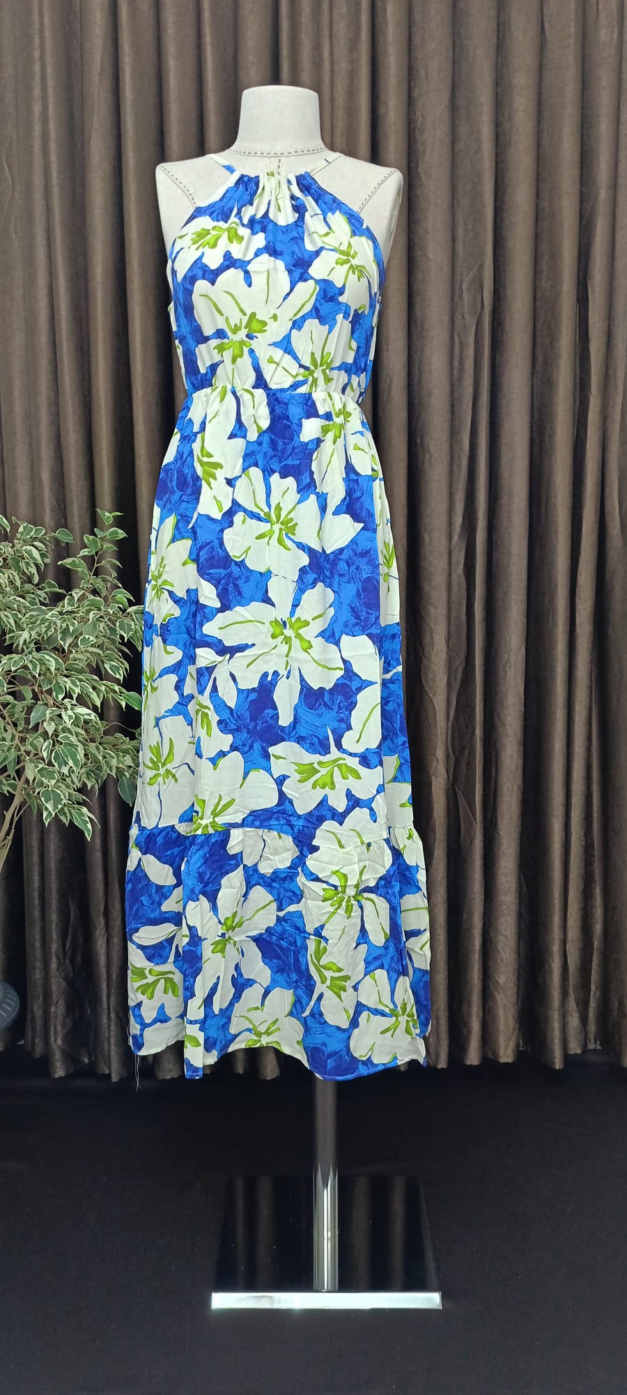 askılı yazlık şık elbise