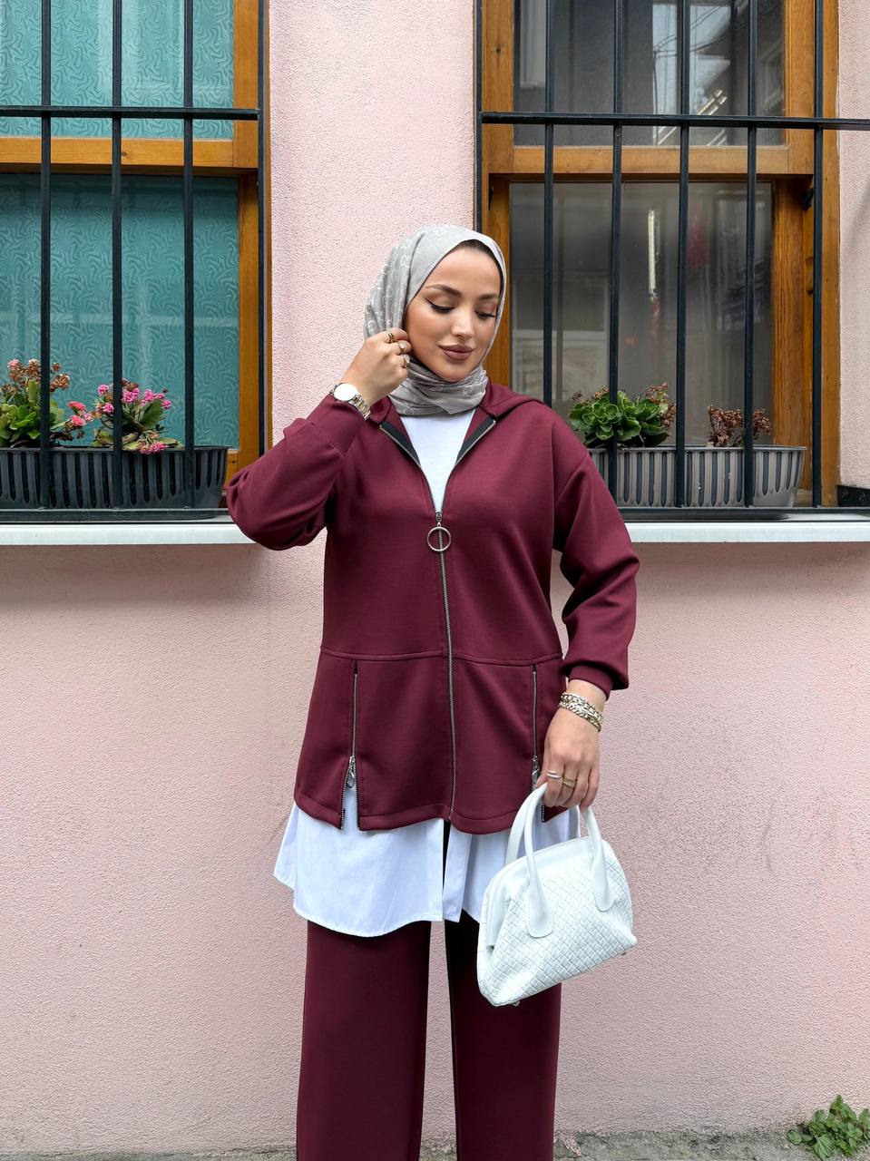 Kapşonlu fermuar detaylı oysho takım