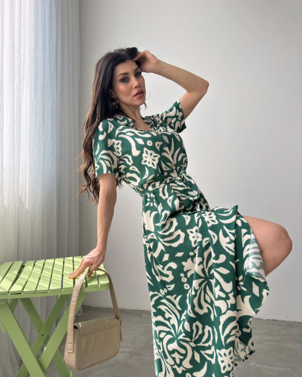 Polo yaka düğmeli elbise